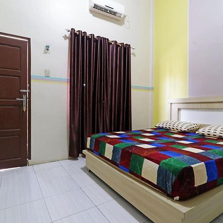 Hotel Grand Family Sungairampah Kültér fotó