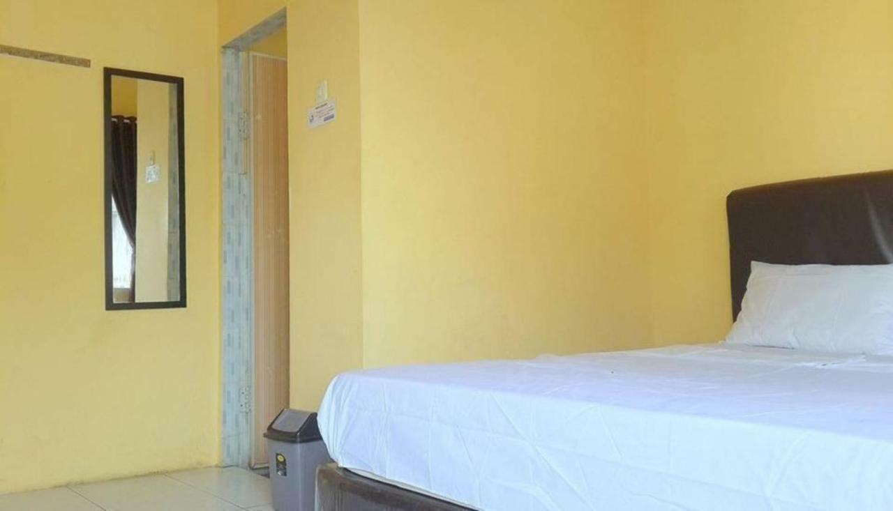 Hotel Grand Family Sungairampah Kültér fotó