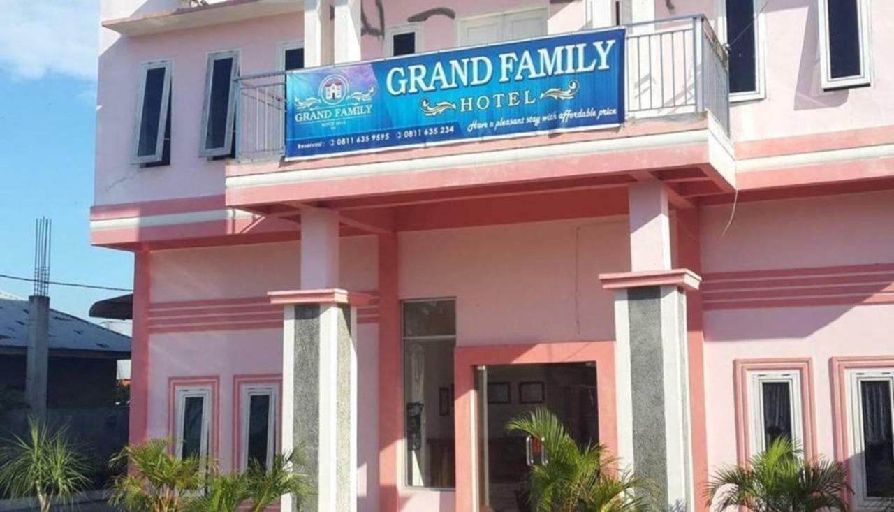 Hotel Grand Family Sungairampah Kültér fotó