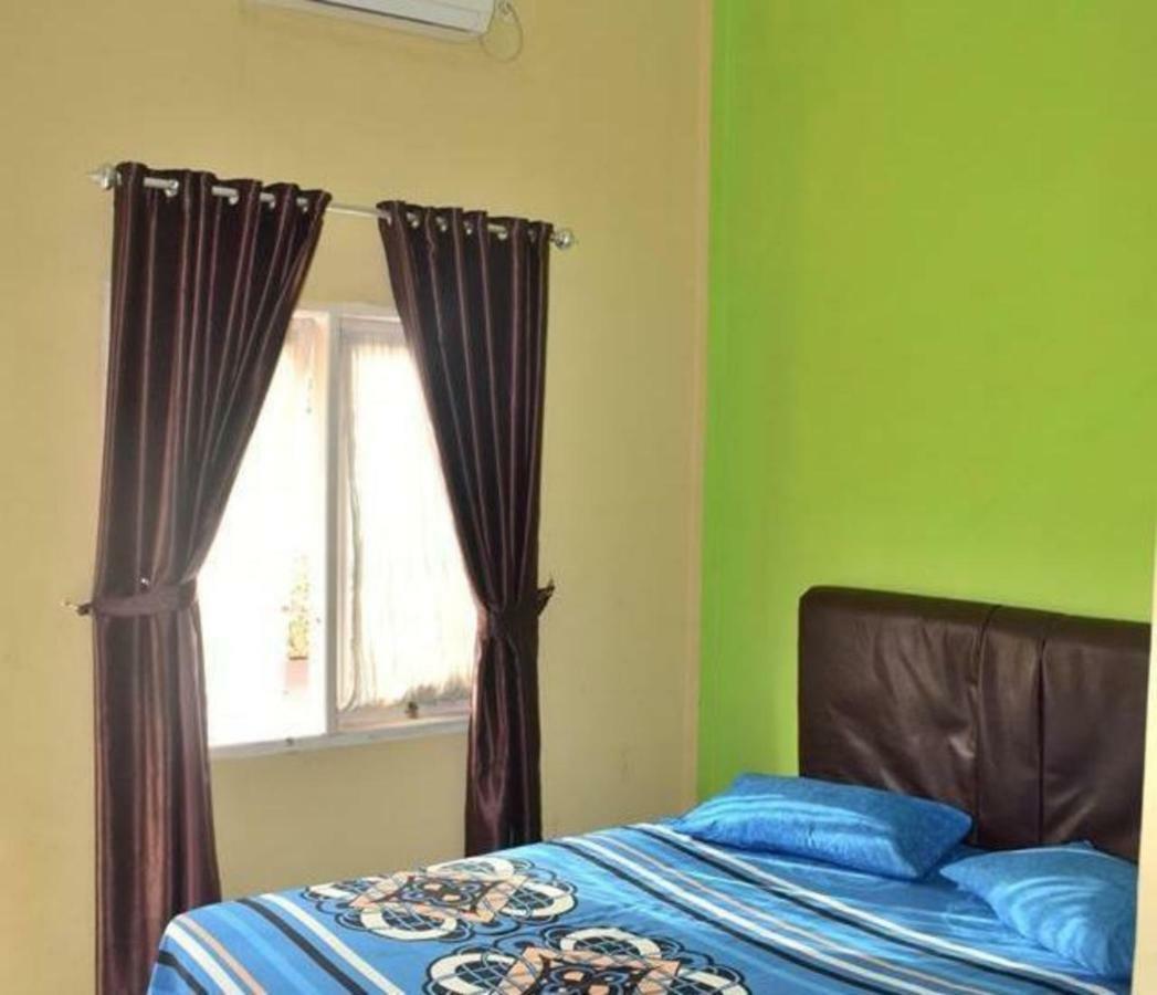 Hotel Grand Family Sungairampah Kültér fotó