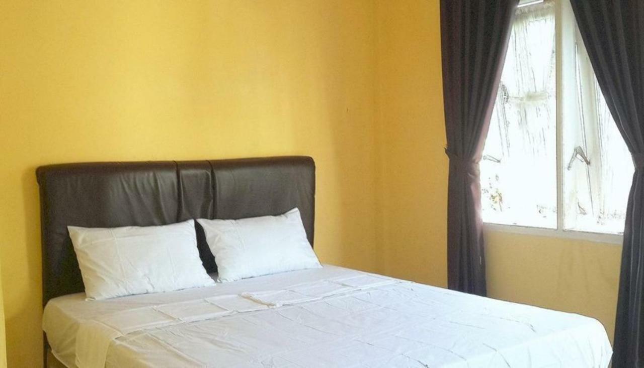 Hotel Grand Family Sungairampah Kültér fotó
